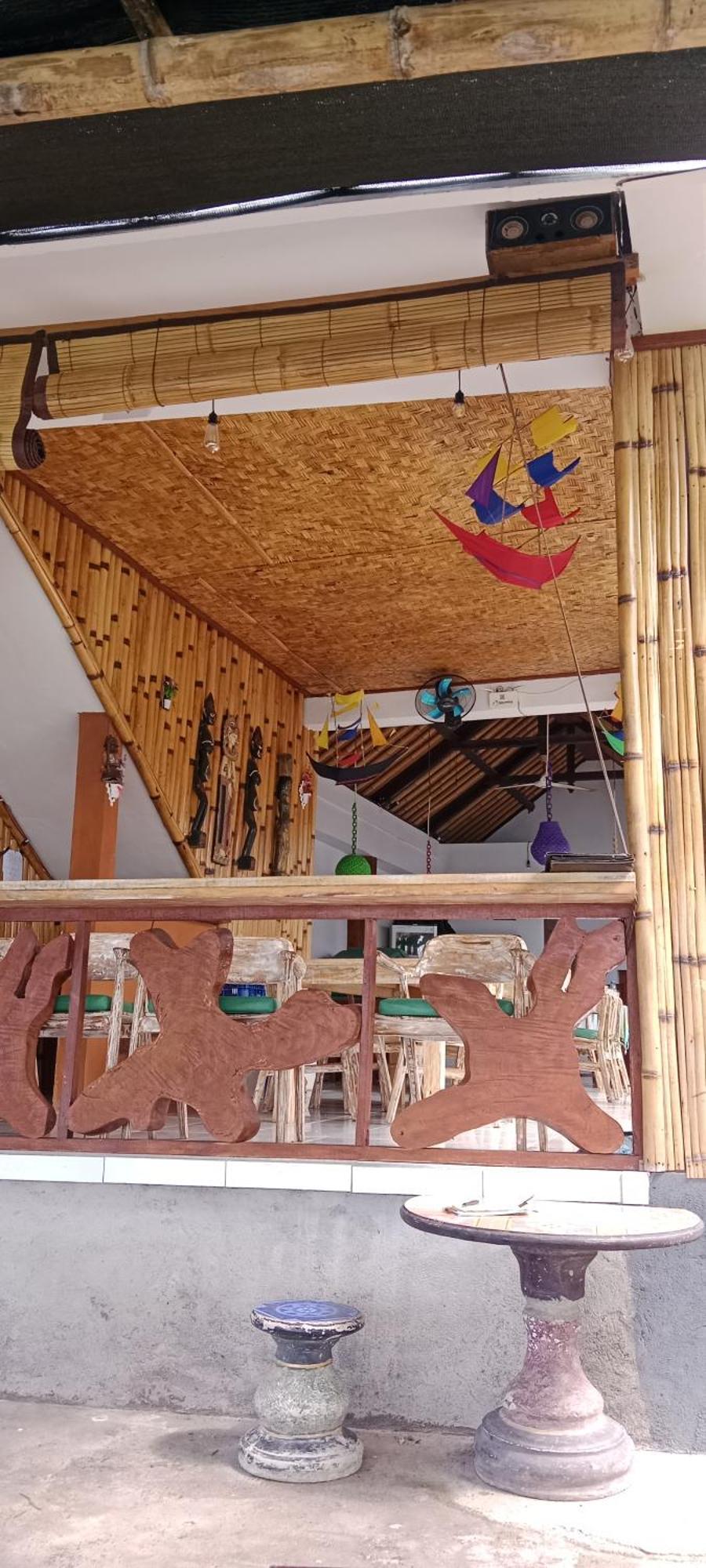Beten Enjung Home Stay&Waroeng Αμέντ Εξωτερικό φωτογραφία