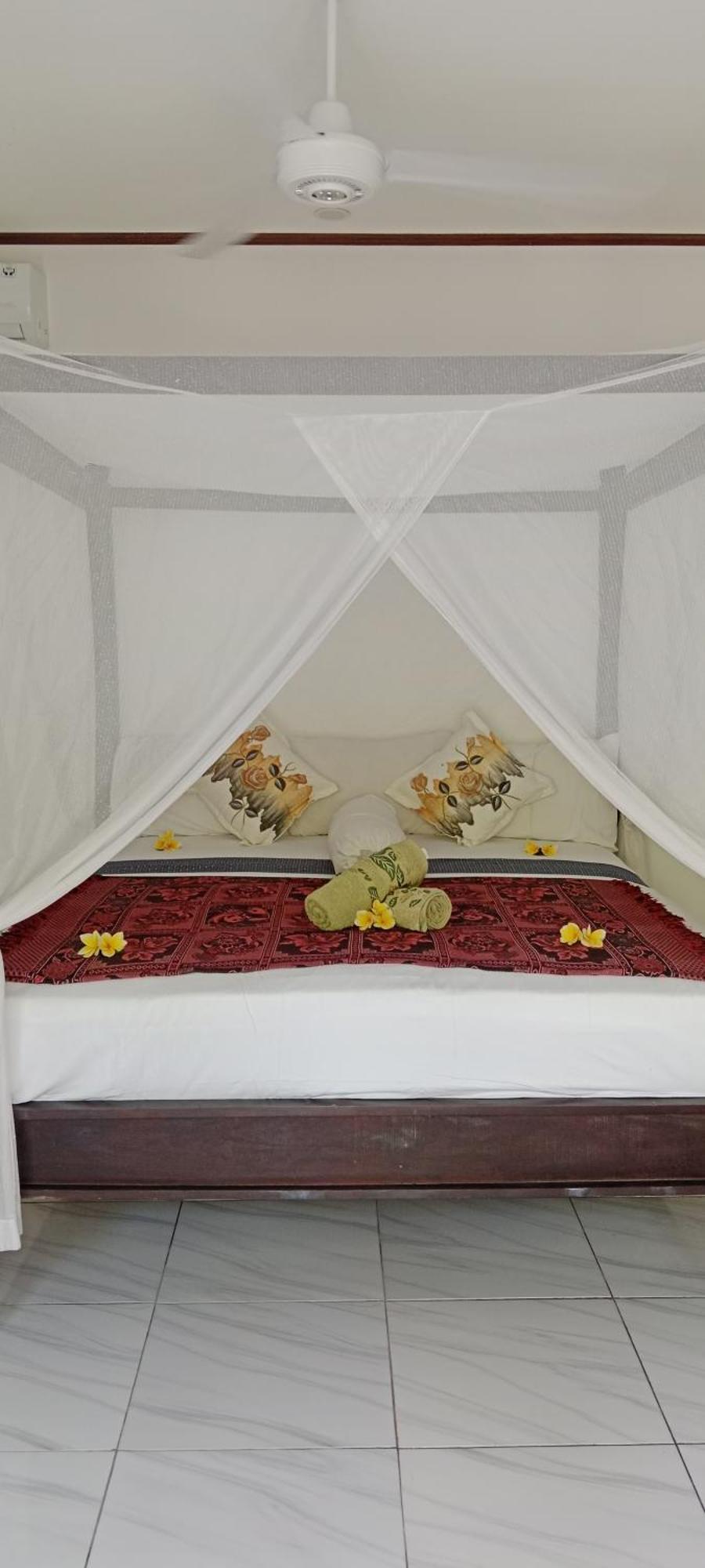 Beten Enjung Home Stay&Waroeng Αμέντ Εξωτερικό φωτογραφία