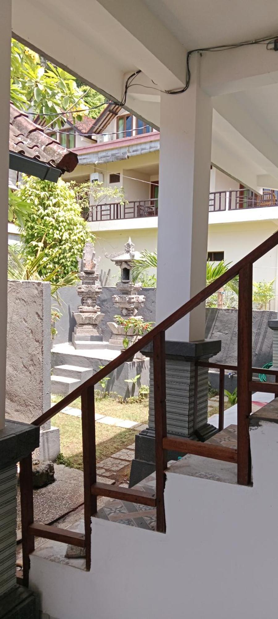 Beten Enjung Home Stay&Waroeng Αμέντ Εξωτερικό φωτογραφία