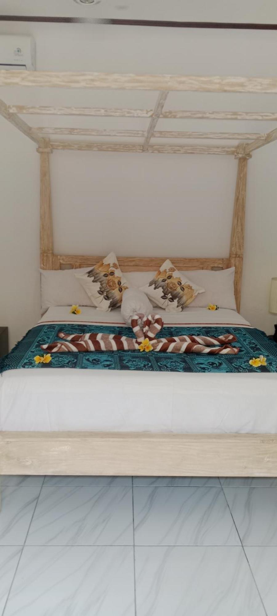 Beten Enjung Home Stay&Waroeng Αμέντ Εξωτερικό φωτογραφία