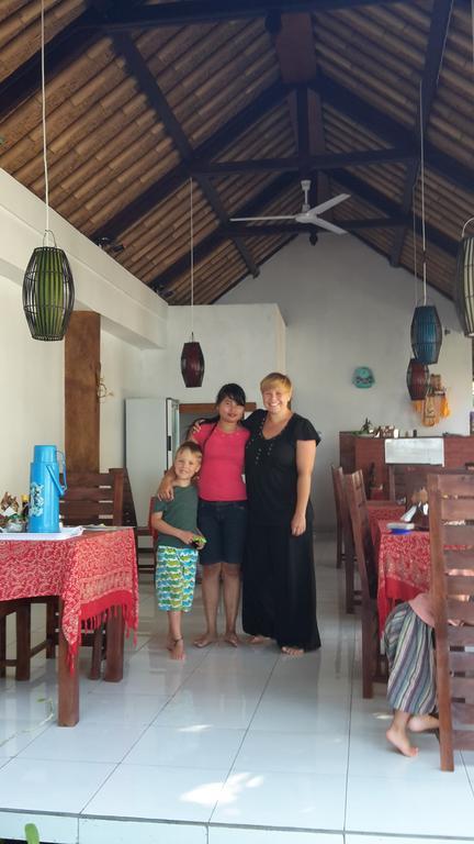 Beten Enjung Home Stay&Waroeng Αμέντ Εξωτερικό φωτογραφία